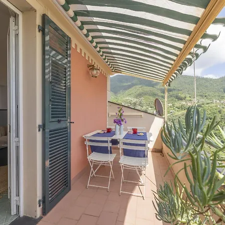 بيت للعطل Emma House, Moneglia, Wifi مونيلّي