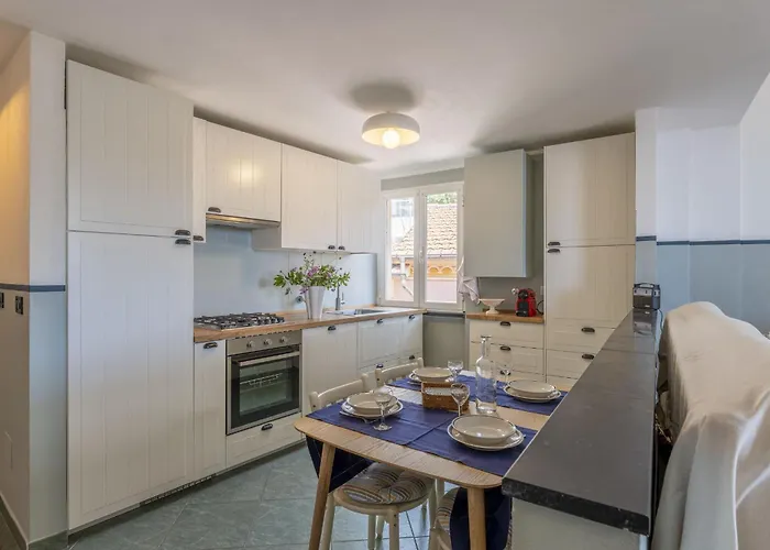 Semesterbostad Emma House, Moneglia, Wifi *